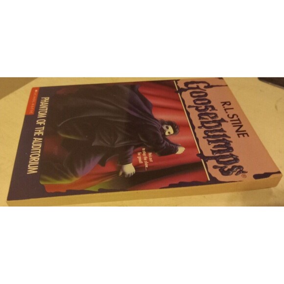 R.L. Stine's Goosebumps Book #24 Phantom Of The Auditorium Preowned - Picture 4 of 8